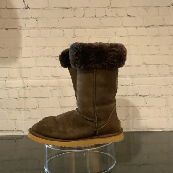 Women’s UGG Classic Tall Boot Size 8 Dark Brown - Picture 9 of 15